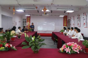 心存感恩，，，，，一路同行——新竹高于旧竹枝，，，，，全凭老干为扶持